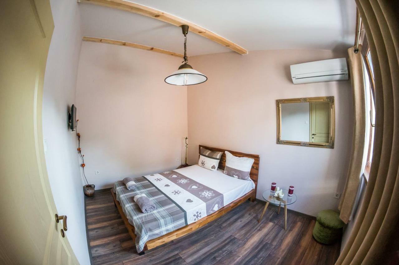 The Old House Guest Rooms And Apartament Plowdiw Exterior foto